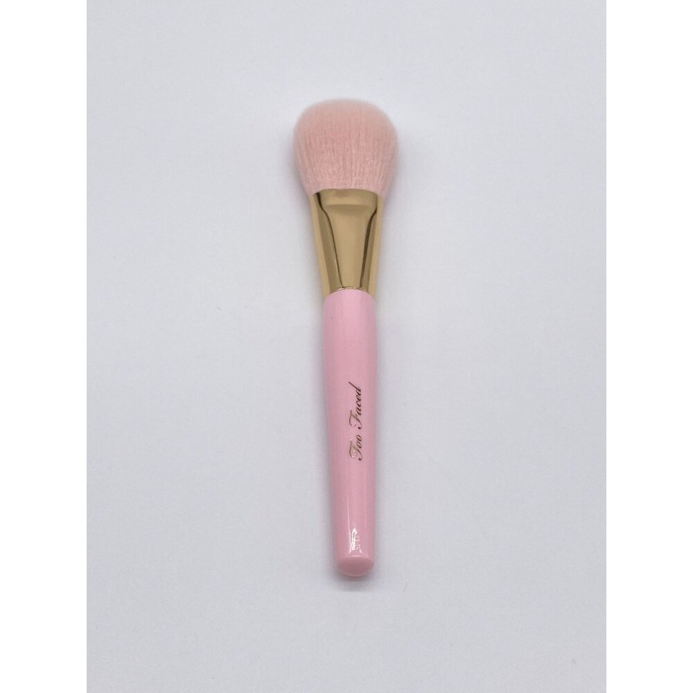 Too Faced Powder Brush